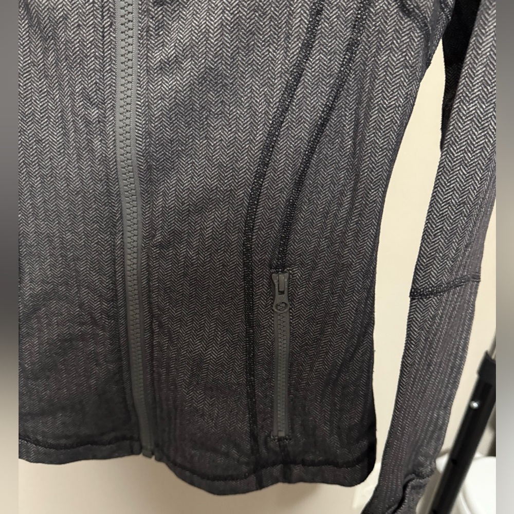 Lululemon Define Jacket - Picture 10 of 12